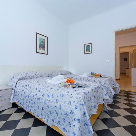 Casa Mira Al Lago Menaggio Exteriör bild